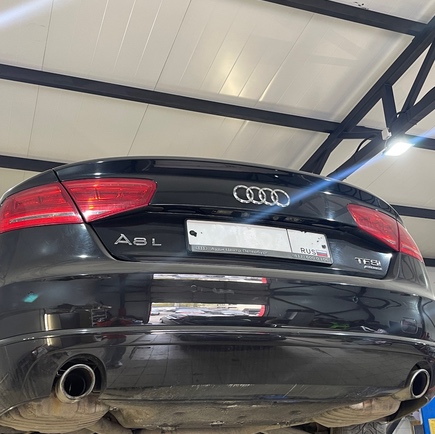 Замена подрамника для Audi A8L